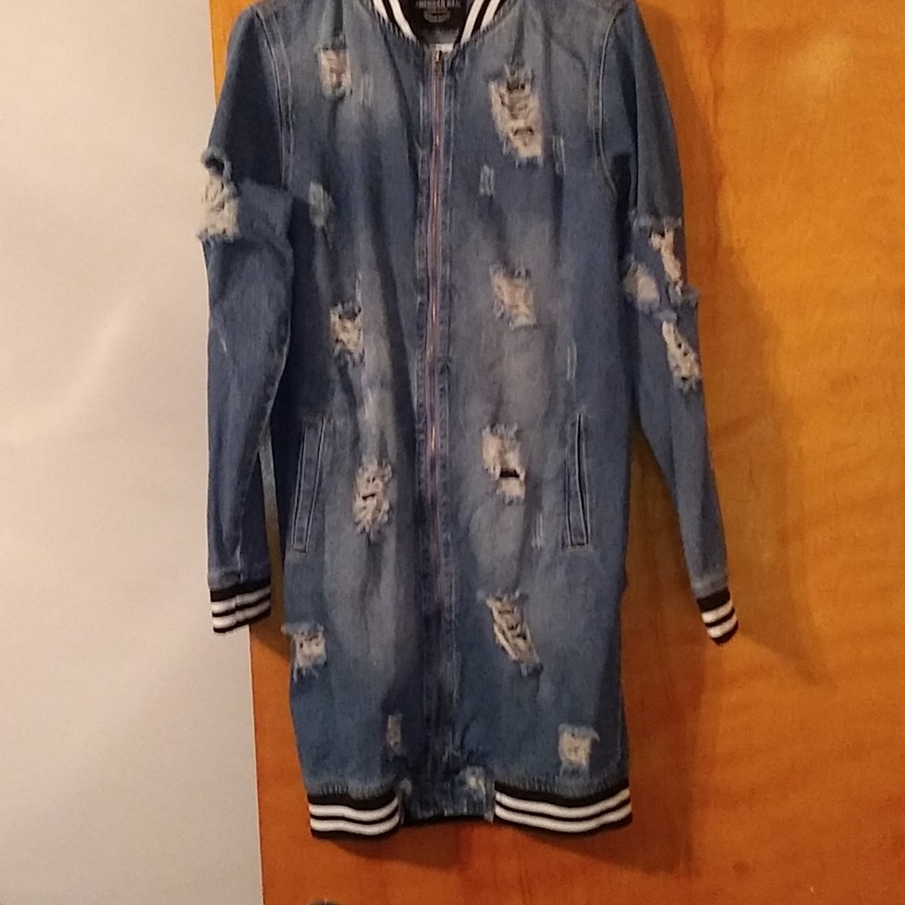 Denim jacket - Picture 7 of 10